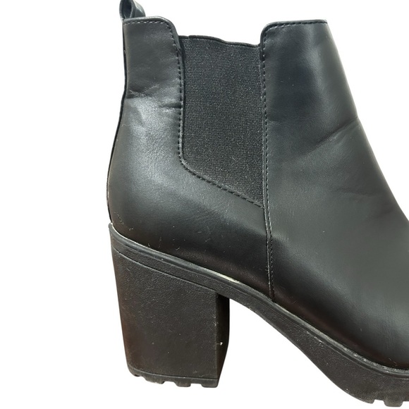 Rue 21 Berry Vegan Leather Chunky Boots Sz 8 - Picture 3 of 14